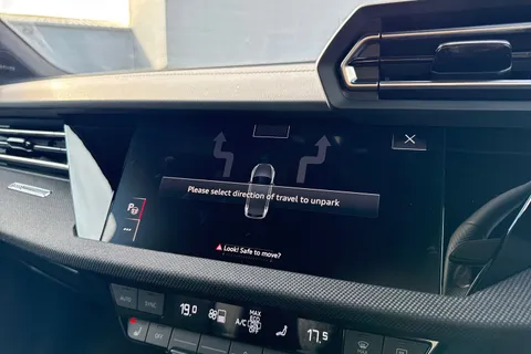 PY25AOP Audi A3 Black Edition 35 TDI 150 PS S tronic Thumbnail #43