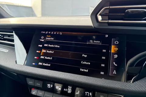 PY25AOP Audi A3 Black Edition 35 TDI 150 PS S tronic Thumbnail #46