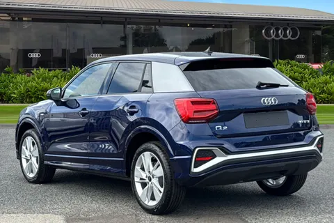 Audi Q2 1.0 TFSI 30 S line Euro 6 (s/s) 5dr Thumbnail #3