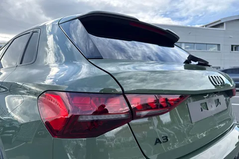  Audi A3 2.0 TDI Black Edition Sportback S Tronic Euro 6 (s/s) 5dr Thumbnail #8