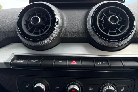 Audi Q2 1.0 TFSI 30 S line Euro 6 (s/s) 5dr Thumbnail #55