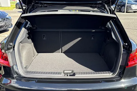 Audi A1 1.0 TFSI 25 Sport Sportback Euro 6 (s/s) 5dr Thumbnail #7