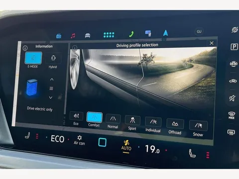 CX75VFA Volkswagen Touareg 3.0 TSI eHybrid 4Motion Elegance ⭐VAT qualifying car⭐ Thumbnail #49