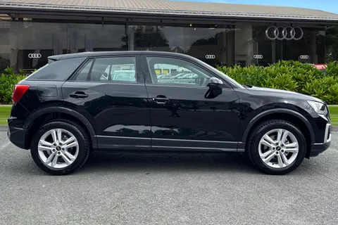 PJ25BKV Audi Q2 Sport 30 TFSI 116 PS 6-speed Thumbnail #4