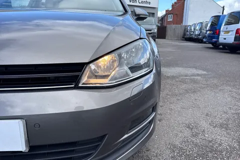 28 of 56 for VOLKSWAGEN GOLF 1.6 TDI 110 Match Edition 5dr