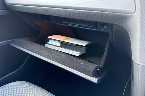 39 of 56 for VOLKSWAGEN GOLF 1.6 TDI 110 Match Edition 5dr