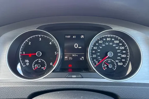 40 of 56 for VOLKSWAGEN GOLF 1.6 TDI 110 Match Edition 5dr