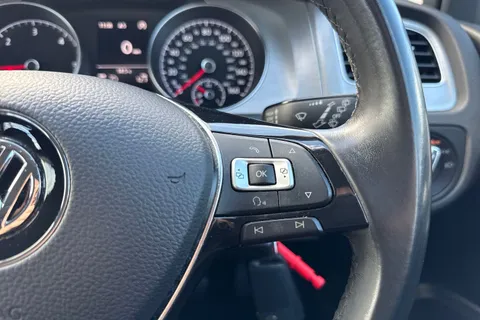 42 of 56 for VOLKSWAGEN GOLF 1.6 TDI 110 Match Edition 5dr