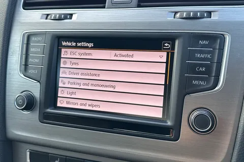 49 of 56 for VOLKSWAGEN GOLF 1.6 TDI 110 Match Edition 5dr