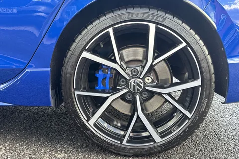 GF23ZBU Volkswagen Golf 2.0 TSI 320 R 4Motion 5dr DSG **PAN ROOF, DCC,  HK, R PERFORMANCE PACK**** Thumbnail #10