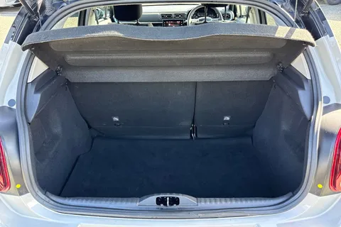 CY72HBB Citroën C3 1.2 PureTech C-Series Edition Euro 6 (s/s) 5dr Thumbnail #10