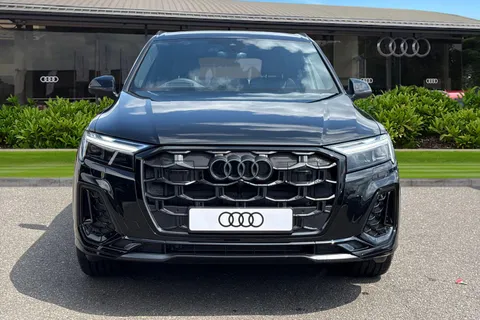 Audi Q7 3.0 TDI V6 45 Black Edition Tiptronic quattro Euro 6 (s/s) 5dr Thumbnail #6