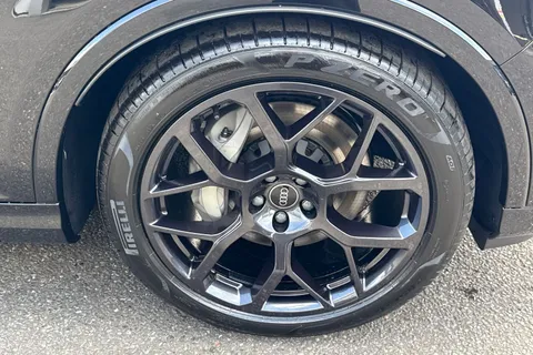 Audi Q7 3.0 TDI V6 45 Black Edition Tiptronic quattro Euro 6 (s/s) 5dr Thumbnail #10