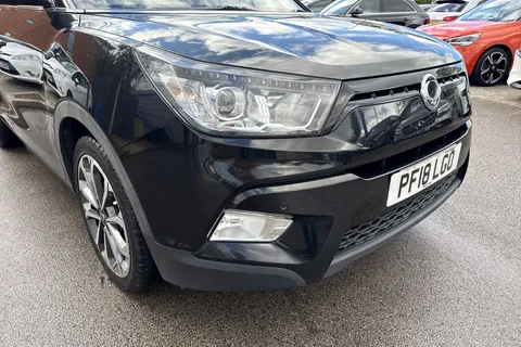 PF18LGO Ssangyong Tivoli 1.6 e-XGi ELX Euro 6 (s/s) 5dr Thumbnail #9