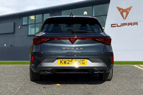 KW25OKG CUPRA Leon 1.5 eTSI V3 DSG Euro 6 (s/s) 5dr Thumbnail #4