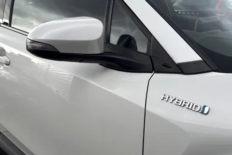 ML69DBX Toyota C-Hr 1.8 Hybrid Excel 5dr CVT Thumbnail #11