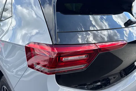 ML25YZB Volkswagen ID.3 150kW Match Pro 59kWh 5dr Auto **HEAT PUMP + INTERIOR COMFORT PACK** Thumbnail #8