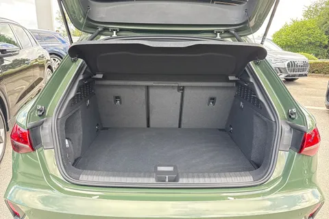 Audi A3 2.0 TDI Black Edition Sportback S Tronic Euro 6 (s/s) 5dr Thumbnail #7