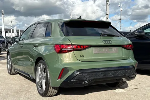 Audi A3 2.0 TDI Black Edition Sportback S Tronic Euro 6 (s/s) 5dr Thumbnail #8