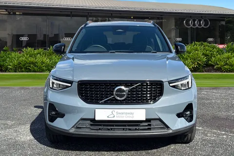DX72JSV Volvo Xc40 2.0 B3 MHEV Plus DCT Auto Euro 6 (s/s) 5dr Thumbnail #6