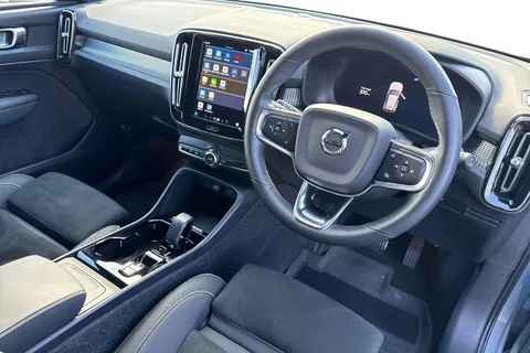 DX72JSV Volvo Xc40 2.0 B3 MHEV Plus DCT Auto Euro 6 (s/s) 5dr Thumbnail #8