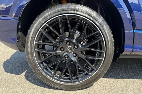 PJ25AAO Audi Q2 Black Edition 35 TFSI 150 PS S tronic Thumbnail #11