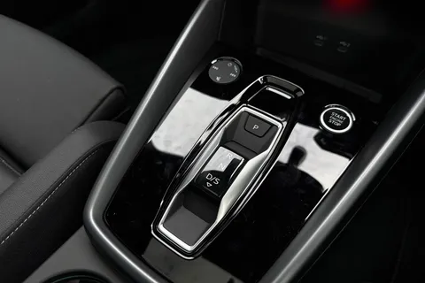  Audi A3 2.0 TDI Black Edition Sportback S Tronic Euro 6 (s/s) 5dr Thumbnail #23