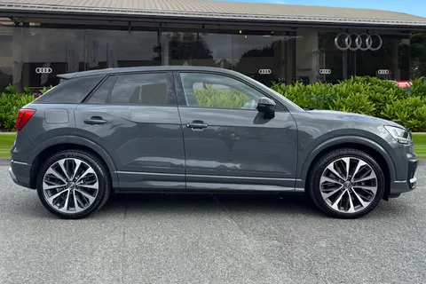 KW69XVV Audi SQ2 Black Edition TFSI  300 PS S tronic Thumbnail #3