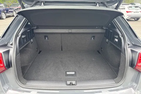 KW69XVV Audi SQ2 Black Edition TFSI  300 PS S tronic Thumbnail #6