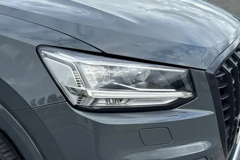 KW69XVV Audi SQ2 Black Edition TFSI  300 PS S tronic Thumbnail #8