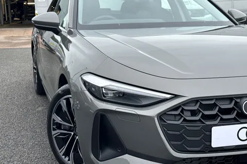  Audi A5 2.0 e-hybrid 25.9kWh Technik Saloon S Tronic quattro Euro 6 (s/s) 5dr Thumbnail #9