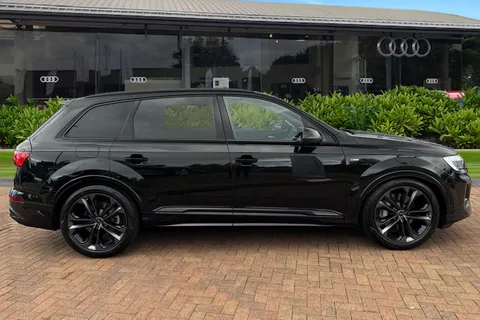 Audi Q7 3.0 TDI V6 Black Edition Tiptronic quattro Euro 6 (s/s) 5dr Thumbnail #4