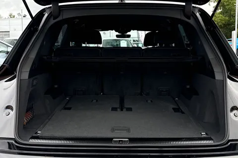 Audi Q7 3.0 TDI V6 Black Edition Tiptronic quattro Euro 6 (s/s) 5dr Thumbnail #7