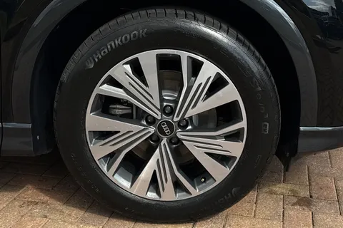 Audi Q4 e-tron 35 Sport Sportback Auto 5dr 55kWh Thumbnail #10