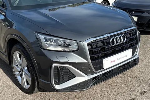 DA21UMO Audi Q2 S line 35 TFSI 150 PS S tronic Thumbnail #9