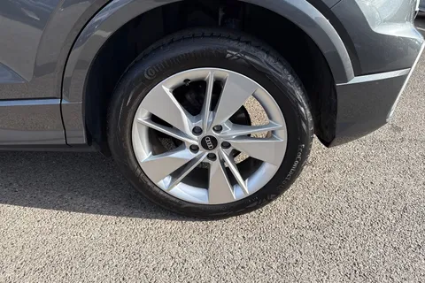 DA21UMO Audi Q2 S line 35 TFSI 150 PS S tronic Thumbnail #11