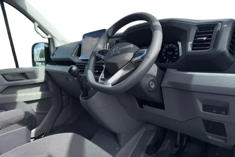 BD25CYF Volkswagen Crafter 2.0 TDI 163PS HDE Commerce Plus High Roof Van Thumbnail #8