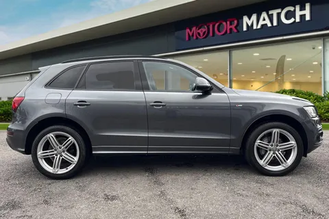 EJ16LKK Audi Q5 2.0 TDI S line Plus S Tronic quattro Euro 6 (s/s) 5dr Thumbnail #4