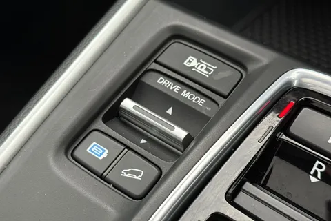 41 of 56 for HONDA CR-V 2.0 ePHEV Advance Tech 5dr eCVT