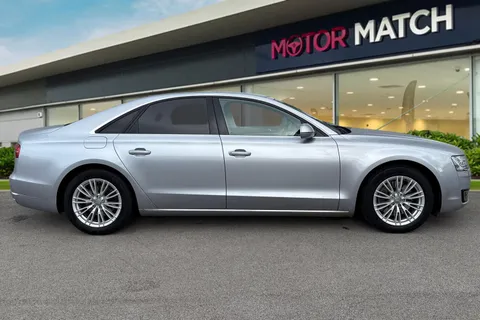 GU65BTZ Audi A8 3.0 TDI V6 SE Executive Tiptronic quattro Euro 6 (s/s) 4dr Thumbnail #4