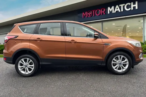 YJ17GJR Ford Kuga 1.5 TDCi Titanium Powershift Euro 6 (s/s) 5dr Thumbnail #4