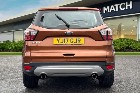 YJ17GJR Ford Kuga 1.5 TDCi Titanium Powershift Euro 6 (s/s) 5dr Thumbnail #5