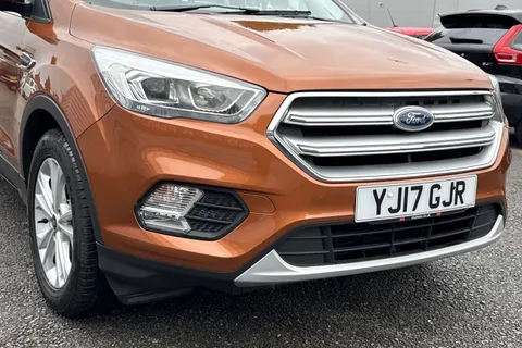 YJ17GJR Ford Kuga 1.5 TDCi Titanium Powershift Euro 6 (s/s) 5dr Thumbnail #9