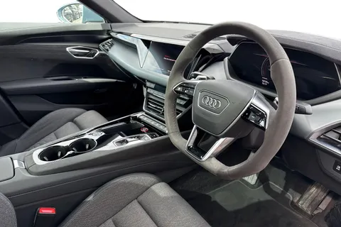 RK22KKZ Audi e-tron GT 93.4kWh Auto quattro 4dr Thumbnail #8