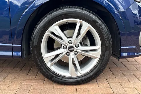 GF23BFV Audi Q3 S line 35 TFSI  150 PS S tronic Thumbnail #7