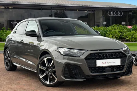 BD73VDC Audi A1 Black Edition 30 TFSI 110 PS 6-speed Thumbnail #2