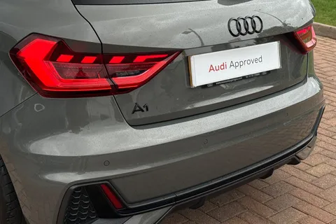 BD73VDC Audi A1 Black Edition 30 TFSI 110 PS 6-speed Thumbnail #8