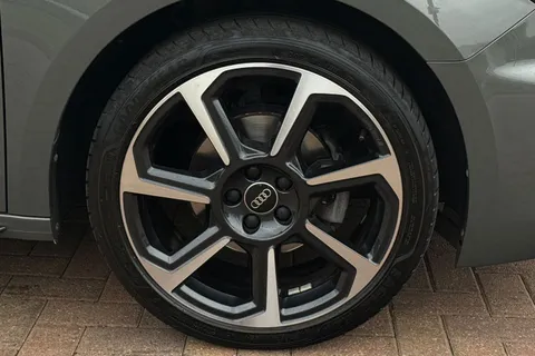 BD73VDC Audi A1 Black Edition 30 TFSI 110 PS 6-speed Thumbnail #10