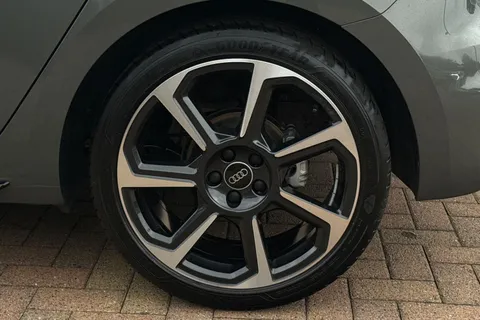 BD73VDC Audi A1 Black Edition 30 TFSI 110 PS 6-speed Thumbnail #11