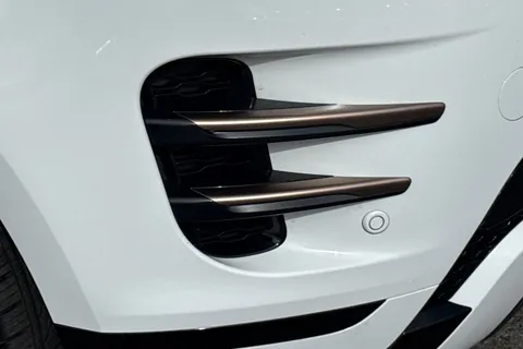 DY25KNU Land Rover Range Rover Evoque 1.5 P270e Dynamic SE 5dr Thumbnail #31